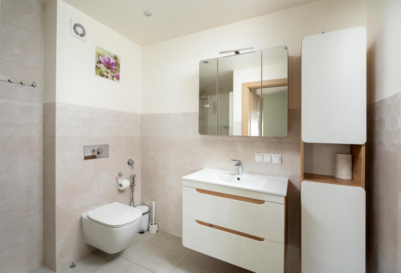 Appartamento Apartament Albatros 75M Z Ogrodkiem Varsavia Esterno foto